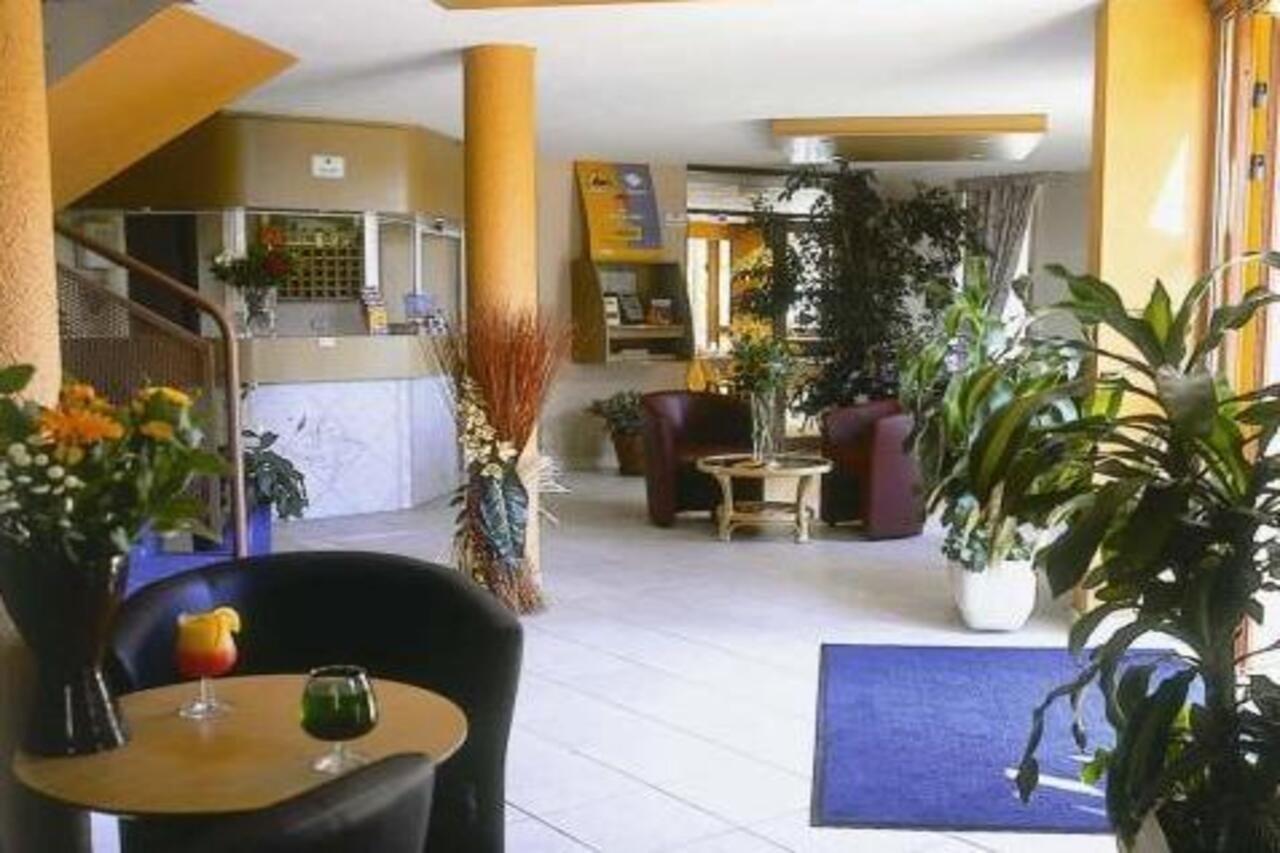 Brit Hotel Toulon - La Valette Exterior foto